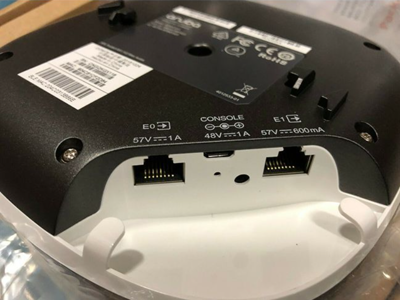 Aruba AP 303